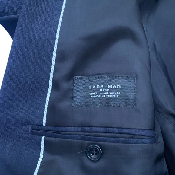🔲 ZARA Men’s Navy Wool Blazer | US 40R | Modern Cut, Timeless Swagger - Picture 6 of 8